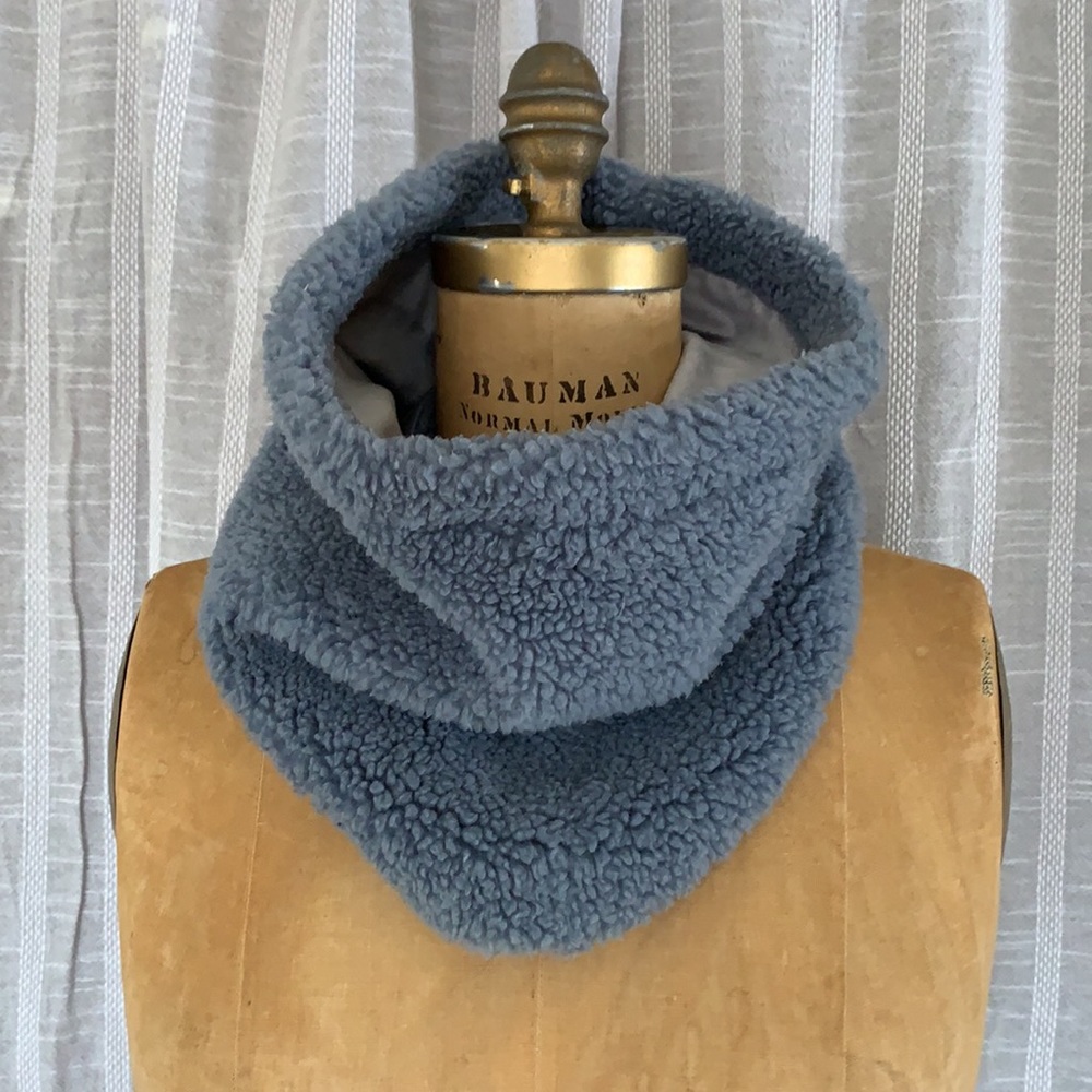 Anthropologie Blue Sherpa Snood